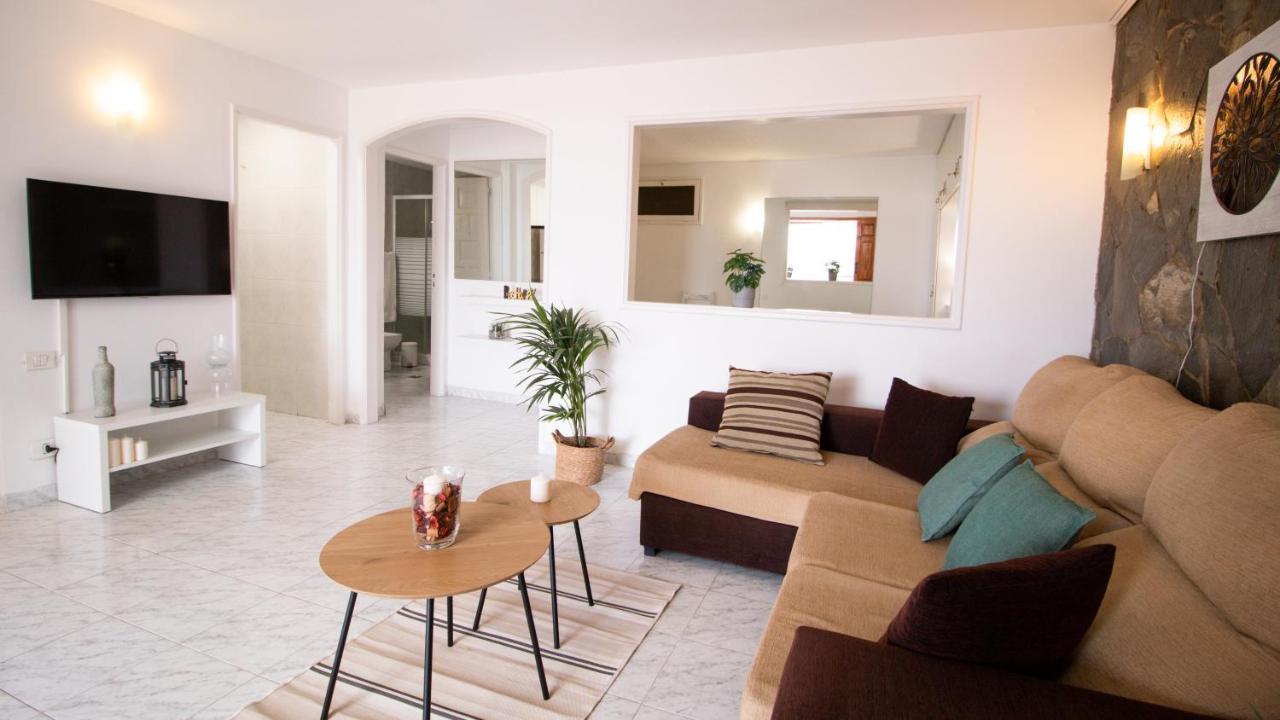 Bungalow Los Tulipanes ซานตาครูซ เด เตเนริเฟ ภายนอก รูปภาพ